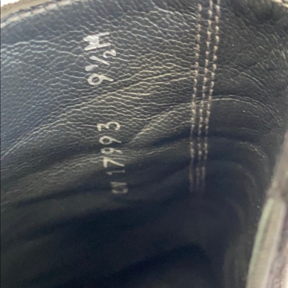 Stuart Weitzman Black Suede Apogee Boots/Booties - Picture 6 of 8